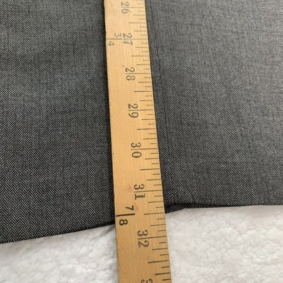 Banana Republic Men's 36x32 Charcoal Herringbone Tailored Fit Dress Slacks - Picture 7 of 9